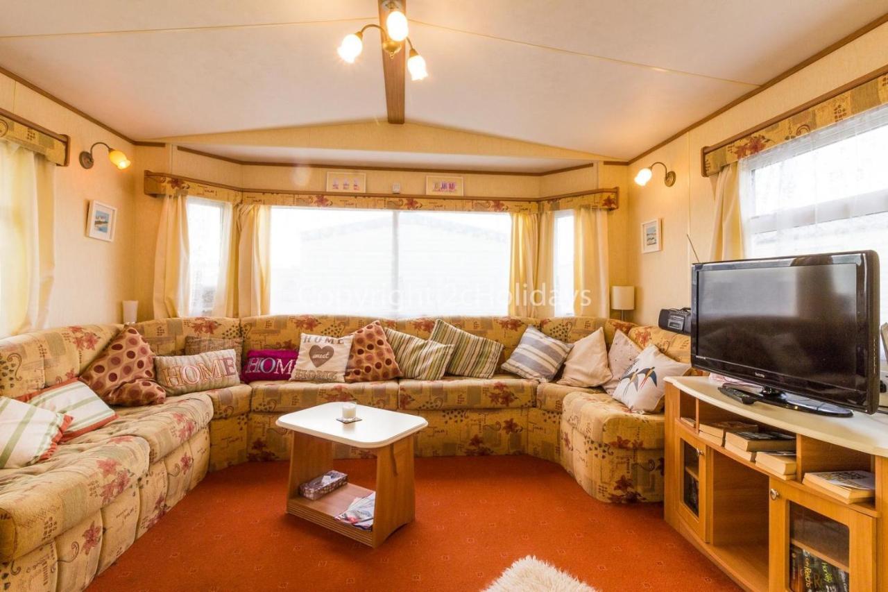8 Berth Caravan For Hire At Heacham Holiday Park In Norfolk Ref 21024F Hotel Exterior foto