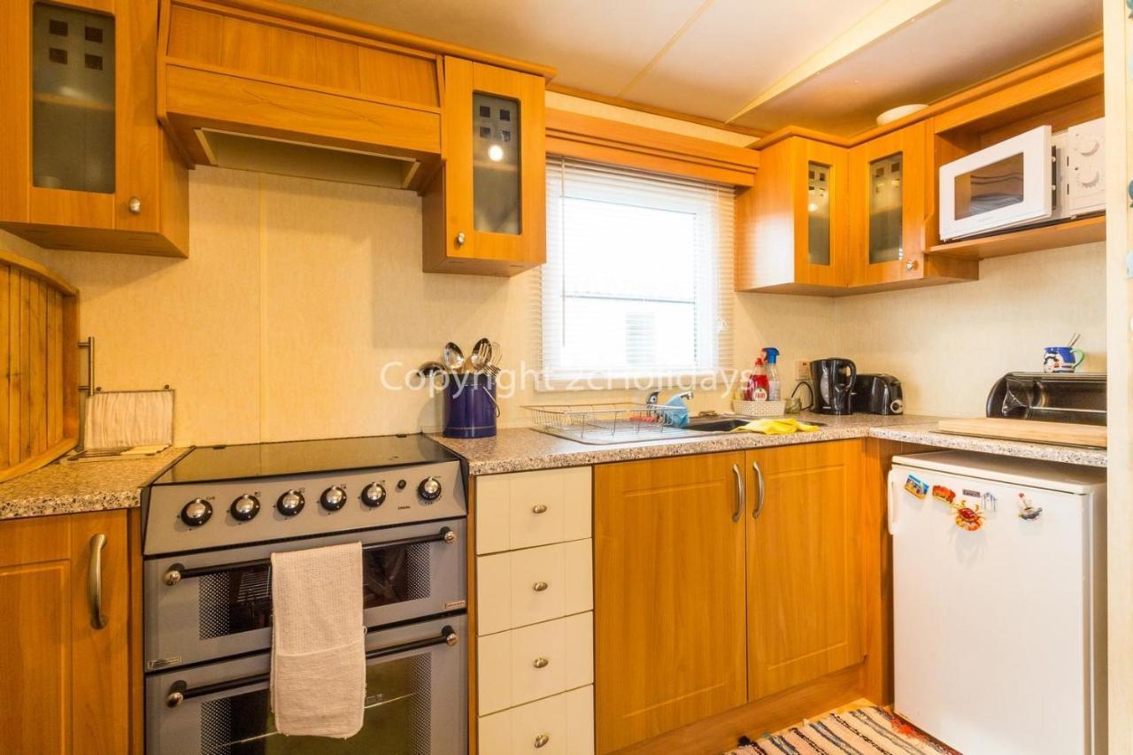 8 Berth Caravan For Hire At Heacham Holiday Park In Norfolk Ref 21024F Hotel Exterior foto