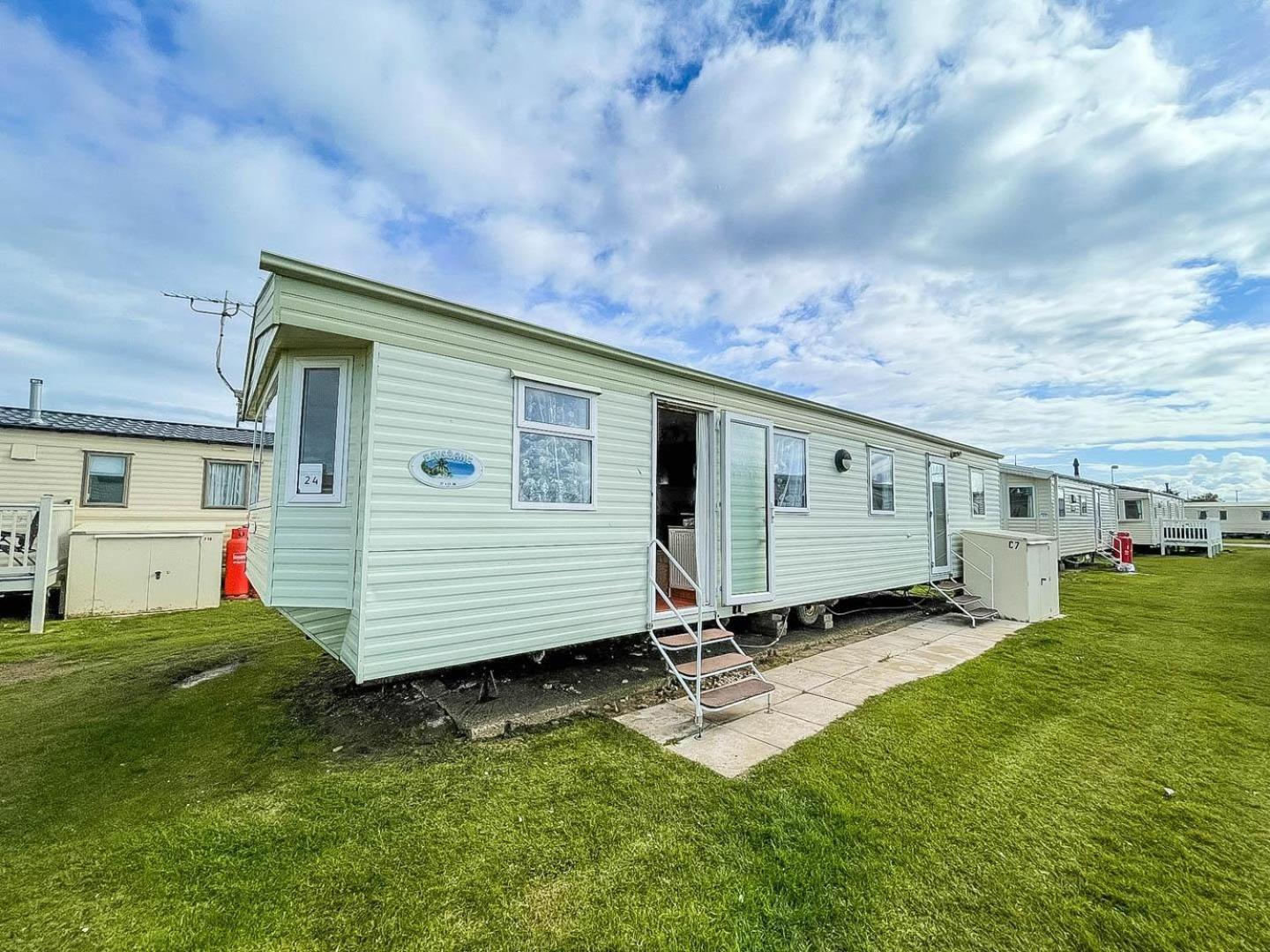 8 Berth Caravan For Hire At Heacham Holiday Park In Norfolk Ref 21024F Hotel Exterior foto